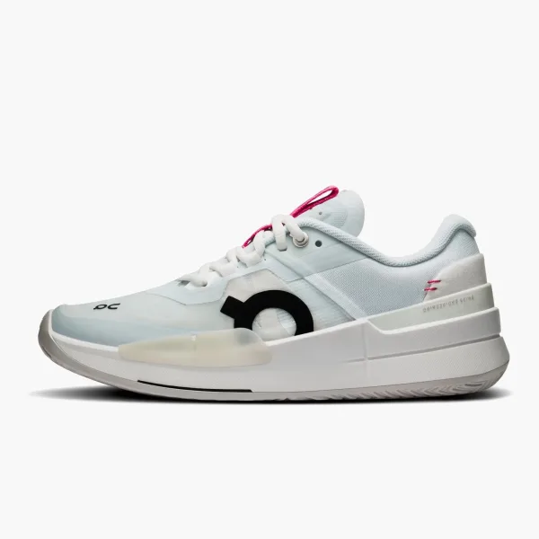 On The Roger Pro 2 WMNS Arctic Pink