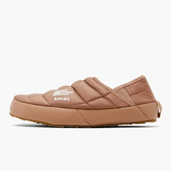Skims x The North Face Thermoball Traction Mule 5 WMNS Sienna