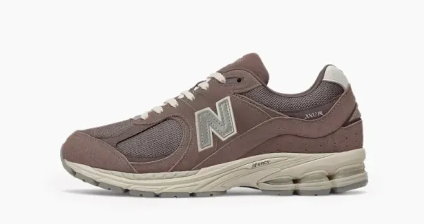 New Balance 2002r Black Fig