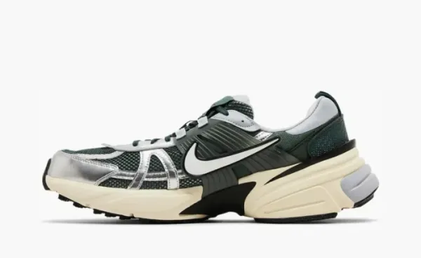 Nike V2K Run Vintage Green