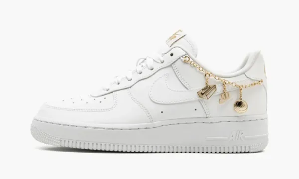 Nike Air Force 1 '07 LX WMNS Lucky Charms