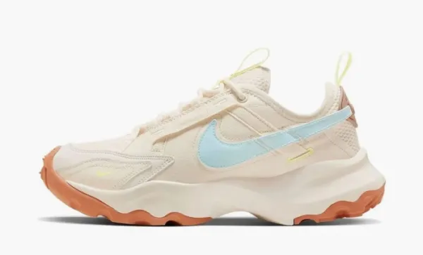 Nike TC 7900 WMNS Pale Ivory Jade Ice