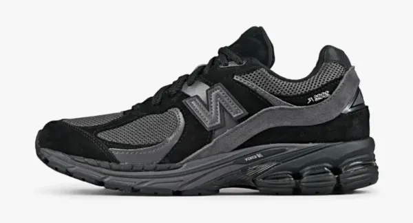 New Balance 2002R Black Magnet