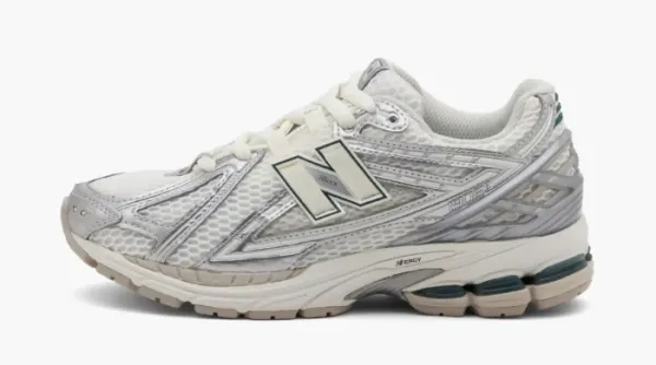 New Balance 1906R Silver Metallic Cream