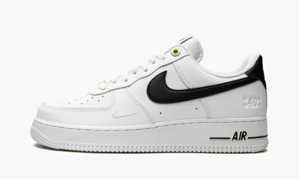 Air Force 1 ’07 LV8 White / Black
