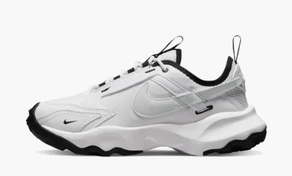 Nike TC 7900 WMNS White Black