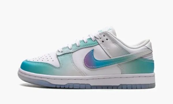 Nike Dunk Low WMNS Unlock Your Space