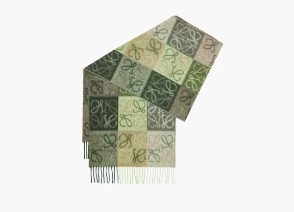 Loewe Scarf in Wool and Cashmere Bottle Green/Khaki