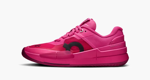 On The Roger Pro 2 WMNS Pink Grenadine