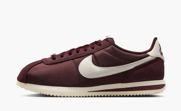 Nike Cortez Textile WMNS Burgundy Crush/Sail