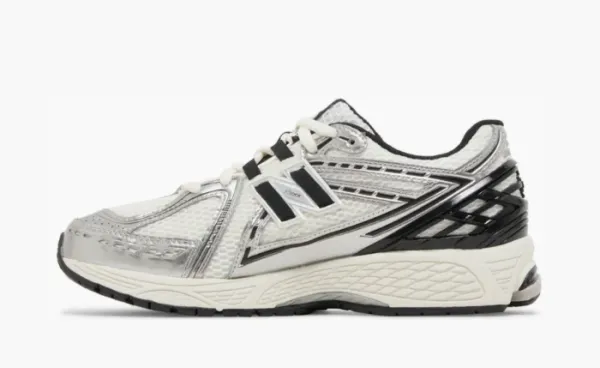 New Balance 1906R "Silver Metallic Black"