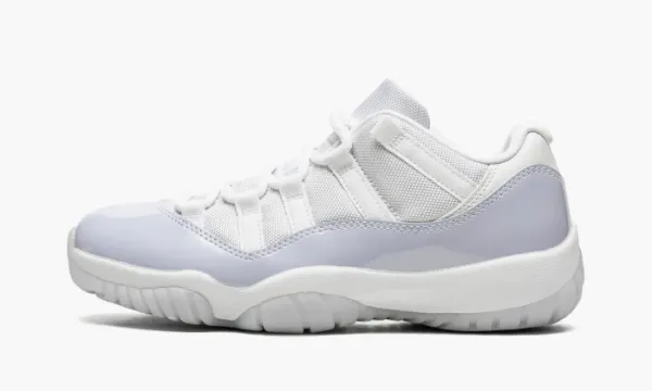 Jordan 11 Retro Low WMNS Pure Violet