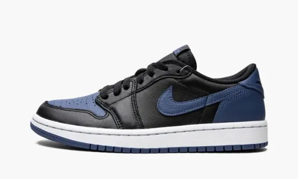 Air Jordan 1 Retro Low OG WMNS Mystic Navy