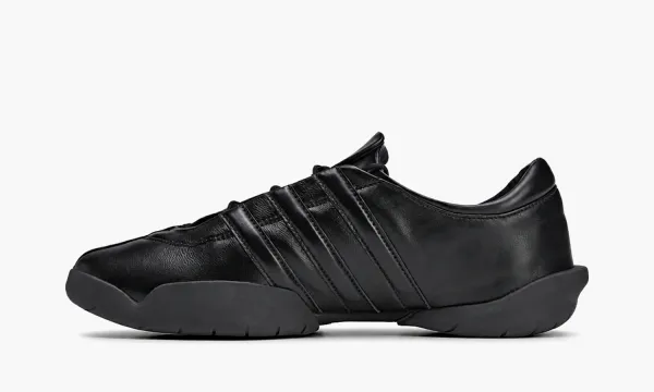 Y-3 Regu Triple Black
