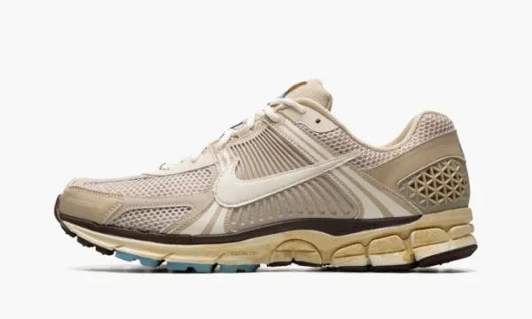 Nike Zoom Vomero 5 WMNS Oatmeal