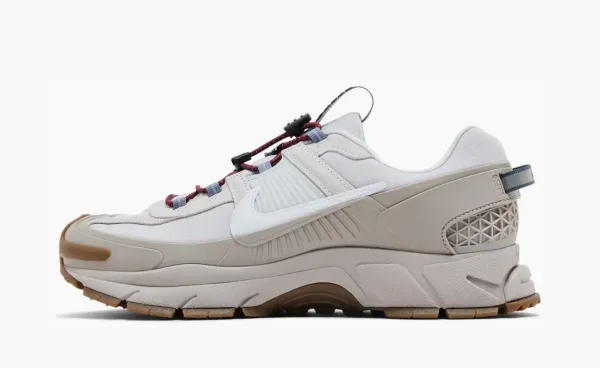 Nike Zoom Vomero Roam College Grey Gum