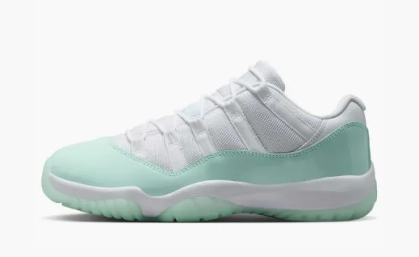 Air Jordan 11 Retro Low WMNS Igloo