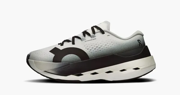 On Cloudboom Max WMNS White Black