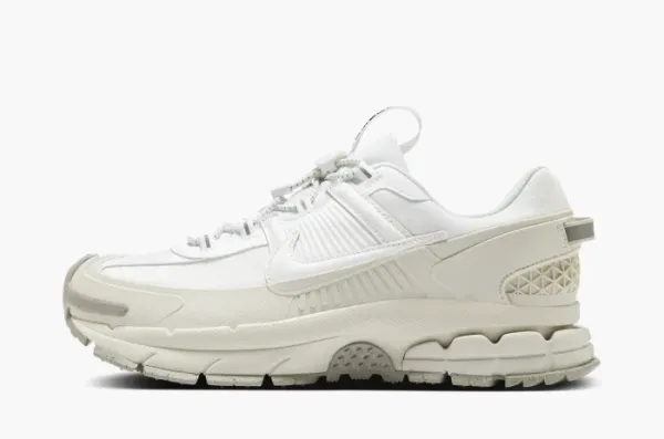 Nike Zoom Vomero Roam Summit White