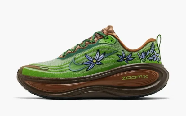 Nike Vomero Plus WMNS Doernbecher 2026