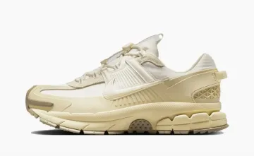 Nike Zoom Vomero Roam Pale Ivory