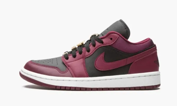 Air Jordan 1 Low SE WMNS Beetroot