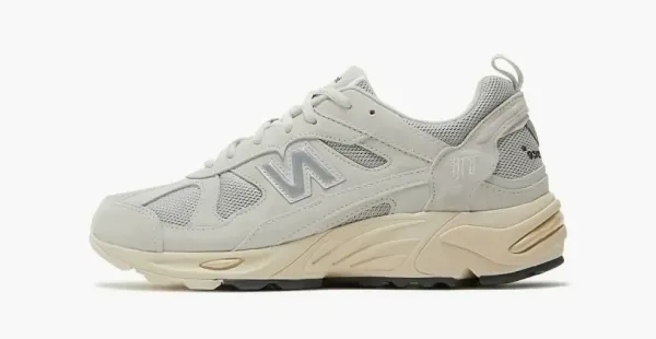 New Balance 878 Light Grey