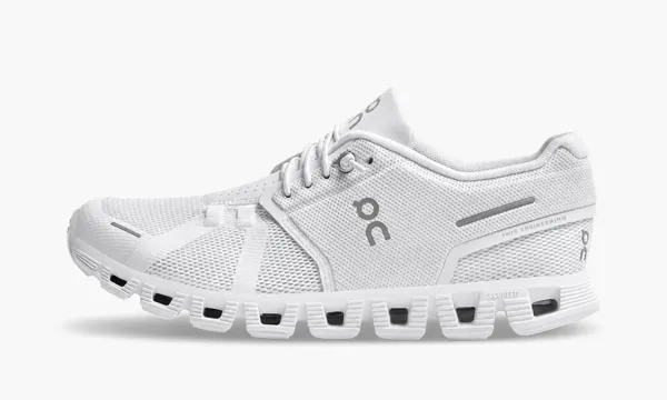 On Cloud 5 WMNS All White