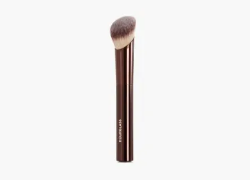 Hourglass Ambient Soft Glow Foundation Brush