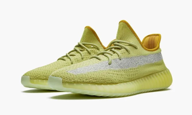 Кроссовки Yeezy Boost 350 V2 «Lundmark» кремовый