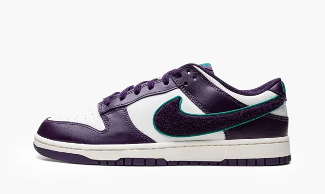 Кроссовки Nike Dunk Low «Chenille Swoosh Sail Grand Purple» фиолетовый