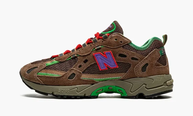 Кроссовки New Balance 827 «Stray Rats» коричневый