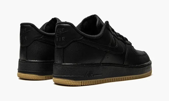 Кроссовки Nike Air Force 1 Low '07 «Black Gum» черный