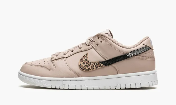 Кроссовки Nike Dunk Low SE WMNS «Primal Pink» розовый