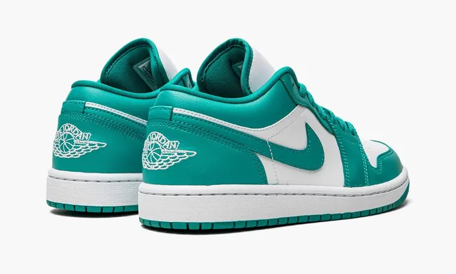 Кроссовки Air Jordan 1 Low WMNS «New Emerald» зеленый