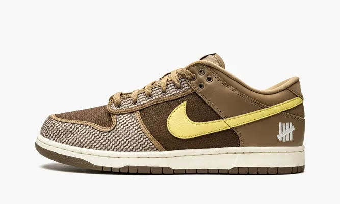 Кроссовки Nike Dunk Low SP «Undefeated Canteen Dunk Vs. Af1 Pack» коричневый