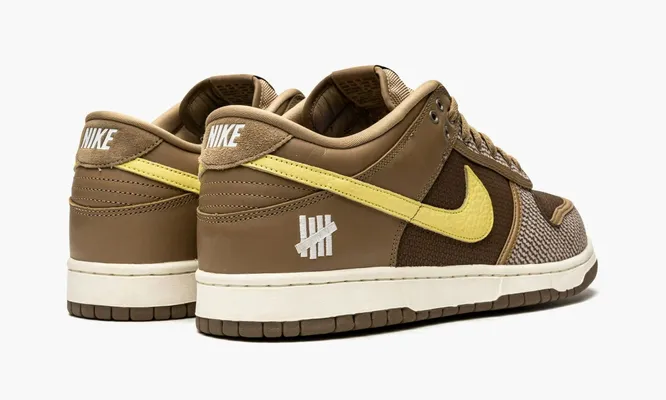 Кроссовки Nike Dunk Low SP «Undefeated Canteen Dunk Vs. Af1 Pack» коричневый