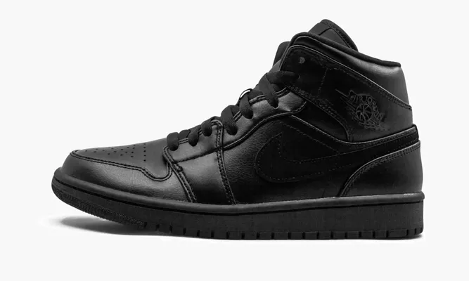 Кроссовки Air Jordan 1 Mid «Triple Black» черный