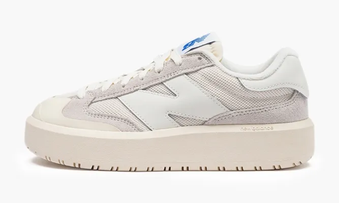 Кроссовки New Balance Ct302 «Sea Salt Cobalt» кремовый
