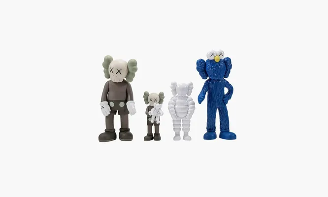 Аксессуары Kaws Family Vinyl Figures «Brown Blue White» коричневый
