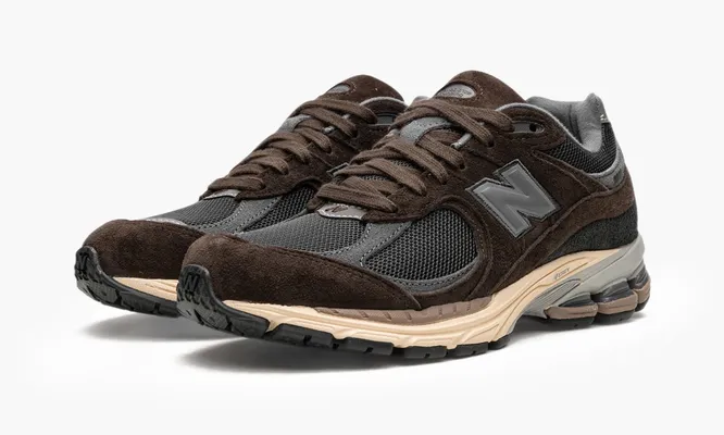 Кроссовки New Balance 2002r «Lunar New Year Rich Earth» коричневый