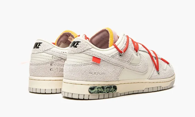 Кроссовки Nike Dunk Low «Off-white - Lot 33» кремовый