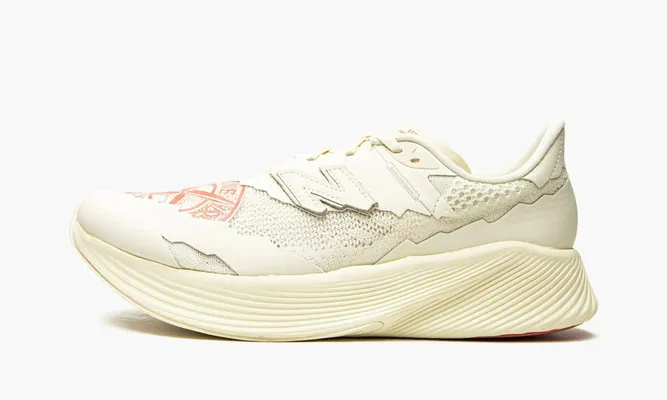 Кроссовки New Balance Fuelcell Rc Elite V2 Si «Stone Island Tds» кремовый
