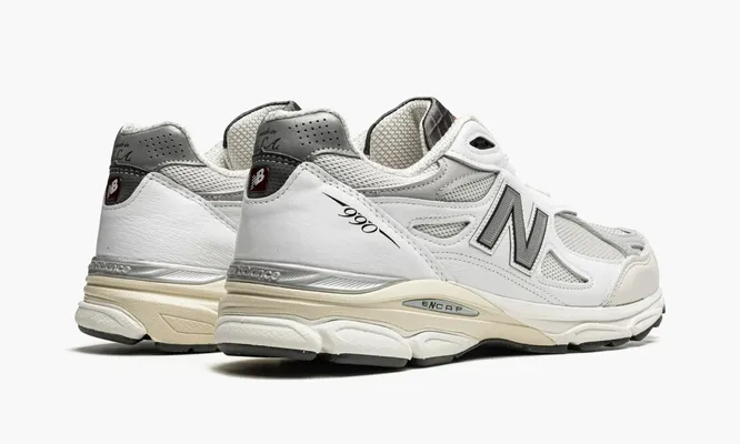 Кроссовки New Balance 990v3 «Miusa Teddy Santis - Sea Salt» кремовый