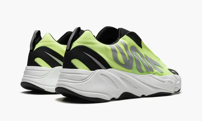 Кроссовки Yeezy Boost 700 Mnvn «Laceless Phosphor» зеленый
