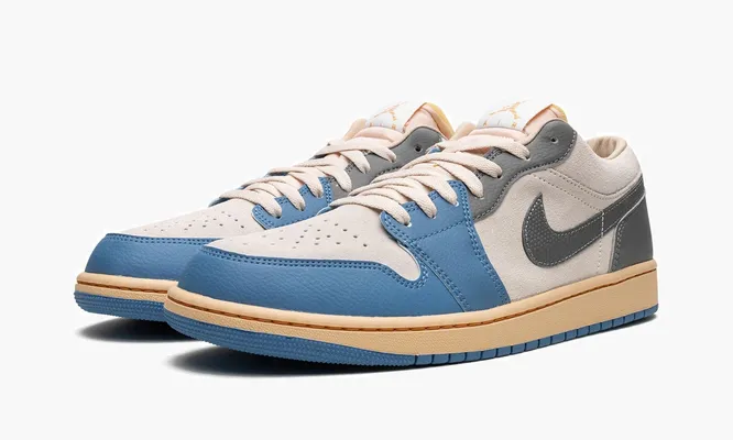 Кроссовки Air Jordan 1 Low «Vintage Unc Grey» кремовый
