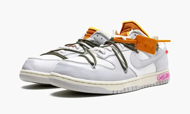 Кроссовки Nike Dunk Low «Off-white - Lot 22» серый