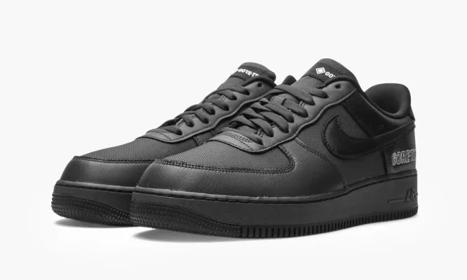 Кроссовки Nike Air Force 1 Low Gore-tex «Black» черный