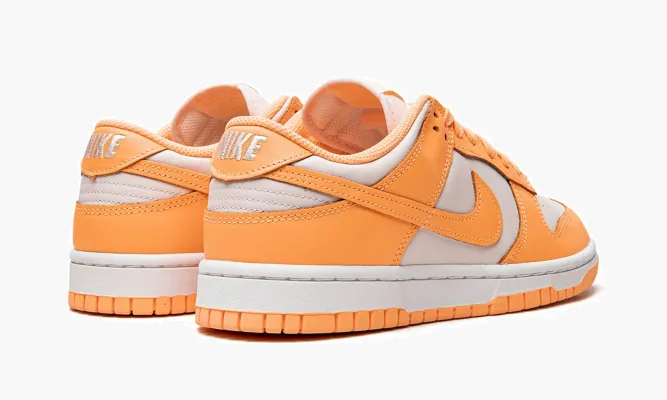 Кроссовки Nike Dunk Low WMNS «Peach Cream» оранжевый