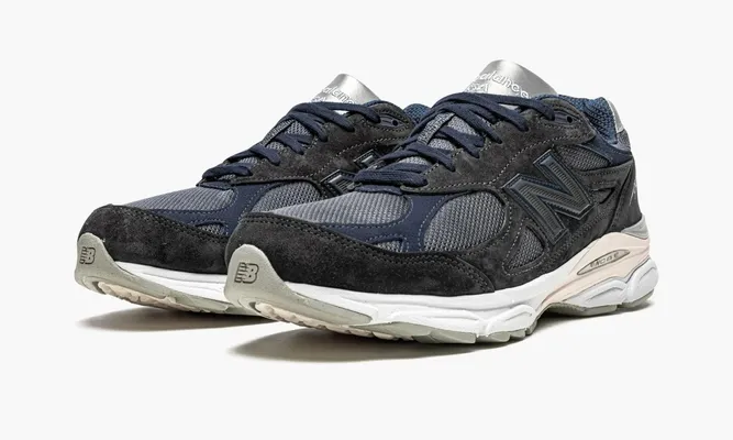 Кроссовки New Balance 990v3 «Kith Genesis» черный
